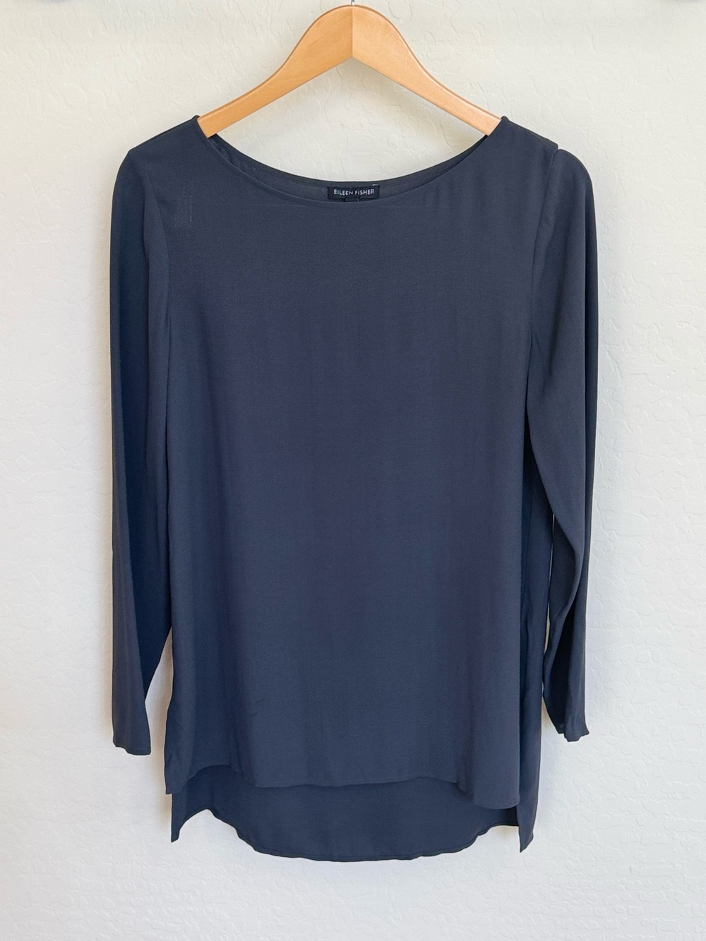 Eileen Fisher 100% Silk Boatneck Tunic Top Charcoal Grey XS - Picture 1 of 5